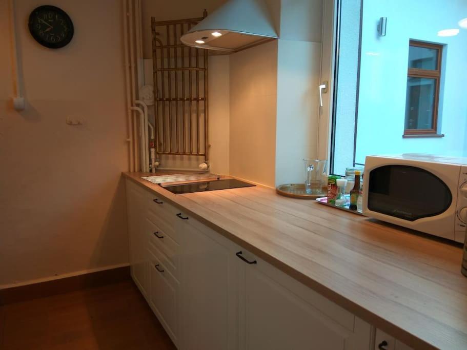 Big Cosy Retro Apt, Free Parking, 15Min Oldtown & Kazimierz - By Homelike Krasków Exterior foto