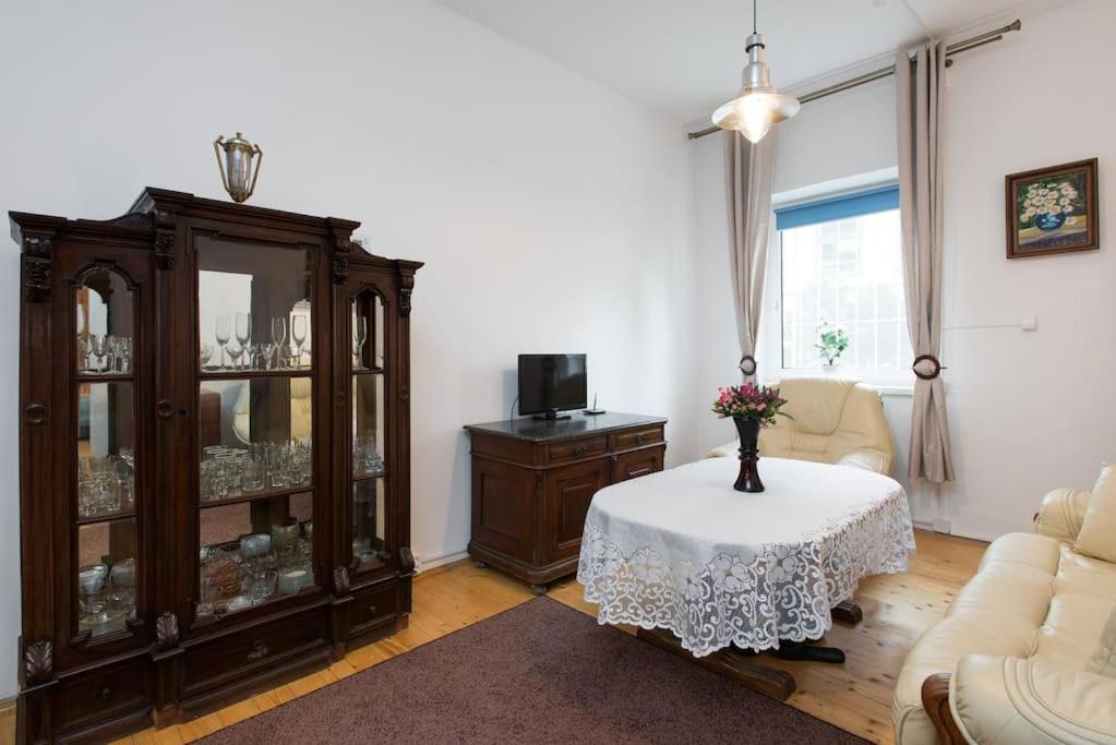 Big Cosy Retro Apt, Free Parking, 15Min Oldtown & Kazimierz - By Homelike Krasków Exterior foto