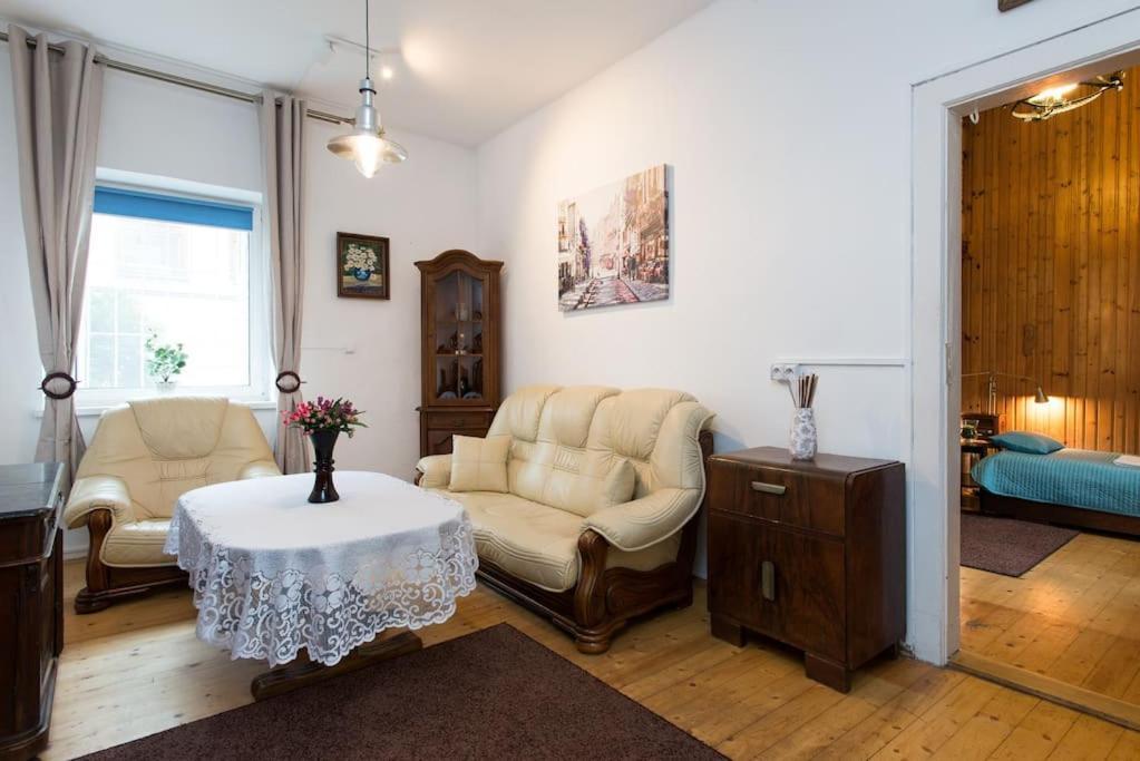 Big Cosy Retro Apt, Free Parking, 15Min Oldtown & Kazimierz - By Homelike Krasków Exterior foto